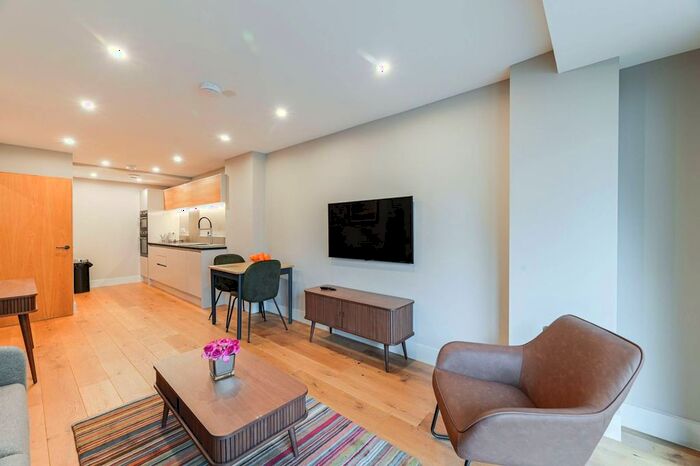 2 Bedroom Flat To Rent In Fulham Road, Chelsea, London, SW10