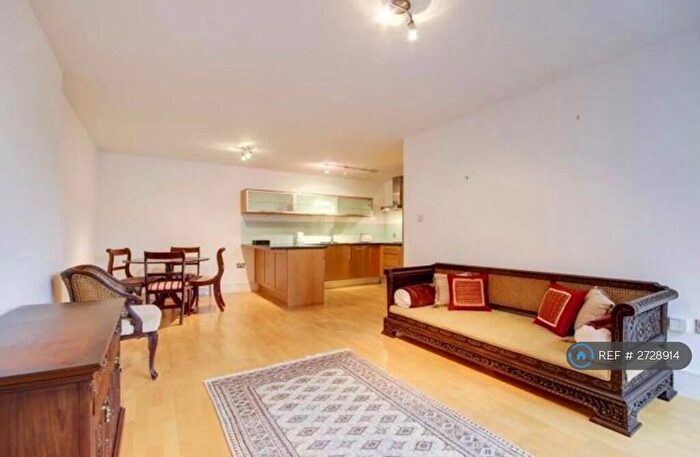 2 Bedroom Flat To Rent In Alexandra Park Road, London, N22