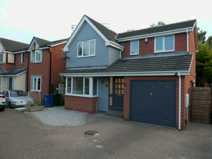 4 Bedroom Detached House To Rent In Church Rein Close, Warmsworth, DN4