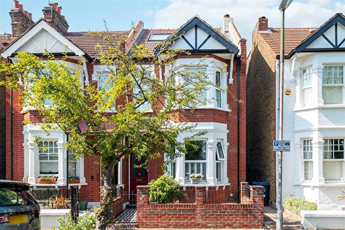 4 Bedroom Property To Rent In Craven Gardens, Wimbledon, SW19