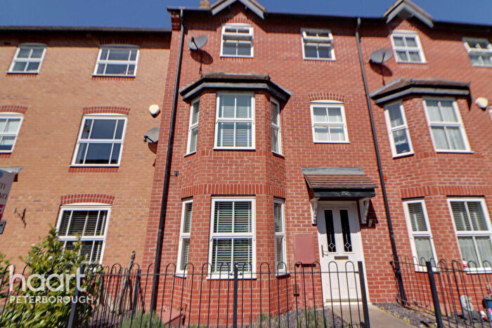 3 Bedroom Terraced House To Rent In West Lake Avenue, Peterborough, PE7