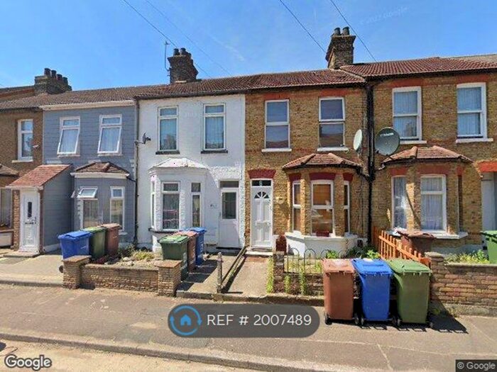 2 Bedroom Terraced House To Rent In Foxton Road, Grays, RM20