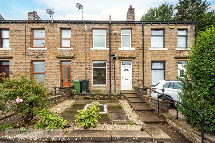 2 Bedroom Terraced House For Sale In Manchester Road, Huddersfield, West Yorkshire, HD4