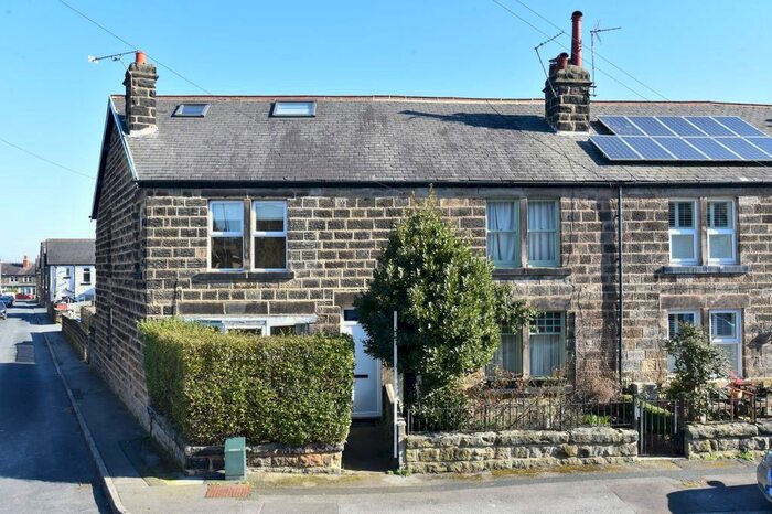4 Bedroom End Of Terrace House To Rent In Coronation Road, Harrogate, HG2