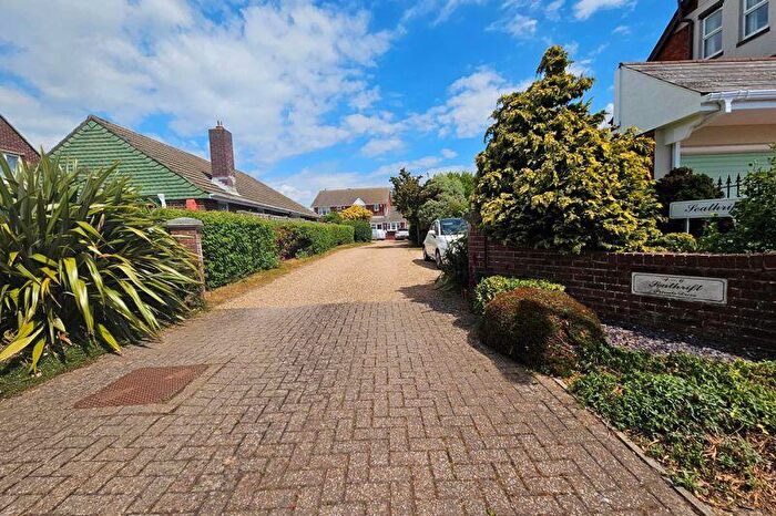 3 Bedroom Semi-Detached House For Sale In Seathrift Close, Lee-On-The-Solent, PO13