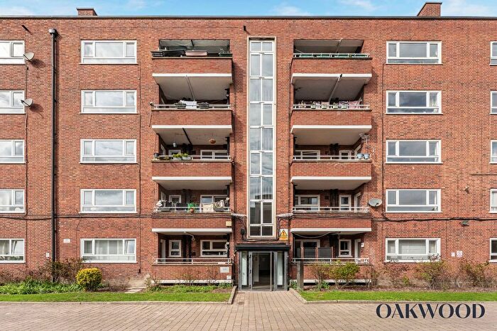 3 Bedroom Flat For Sale In Lordship Terrace, Denman House Lordship Terrace, N16