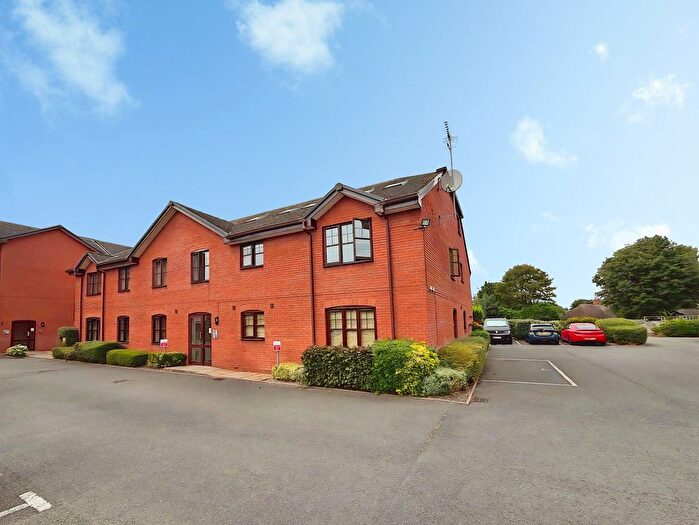 1 Bedroom Flat For Sale In Hednesford Road, Hednesford, Cannock, WS12
