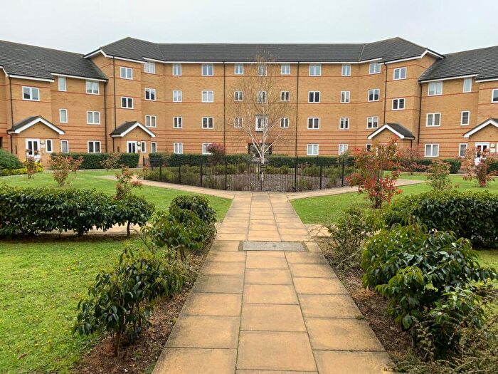 2 Bedroom Flat To Rent In Stanley Close, London, SE9
