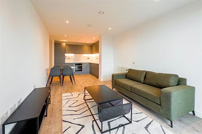 2 Bedroom Flat To Rent In Great Ancoats Street, Manchester, M4