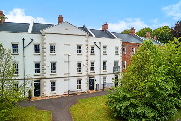 4 Bedroom Terraced House For Sale In Coates Lane, High Wycombe, Buckinghamshire, HP13