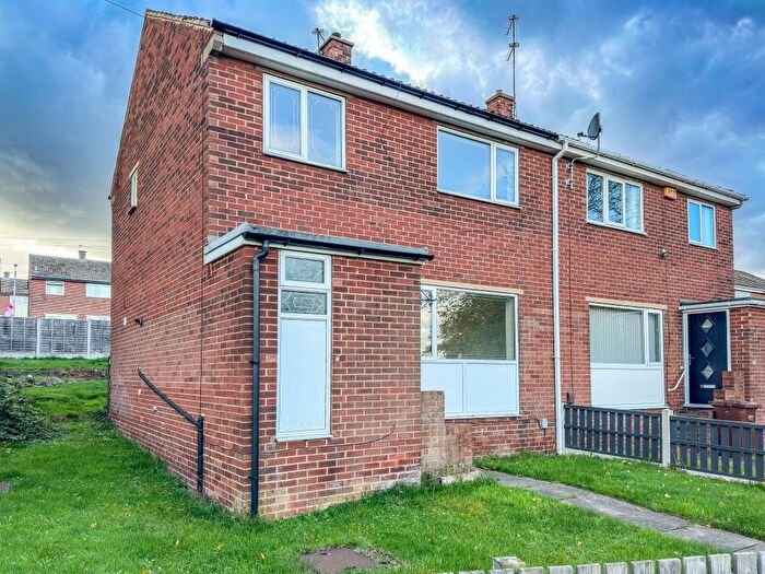 3 Bedroom Semi-detached House For Sale In Queen Elizabeth Drive, Normanton, WF6