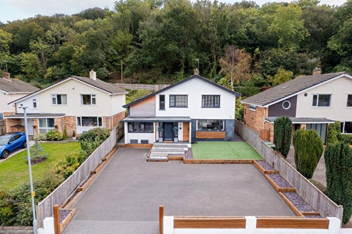 4 Bedroom Detached House For Sale In Conygar Close, Clevedon, BS21