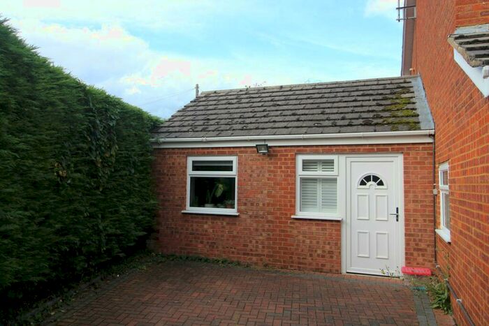 Studio To Rent In Holland Way, Newport Pagnell, MK16