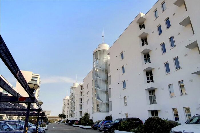 2 Bedroom Flat To Rent In Barrier Point Road, Beckton, London, E16