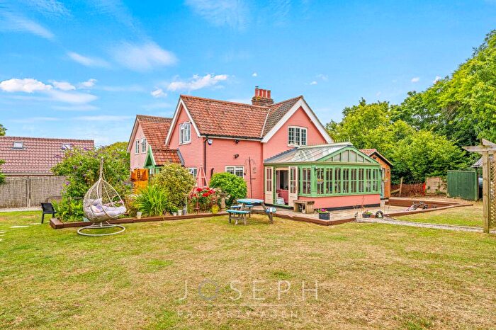 3 Bedroom Semi-Detached House For Sale In Swilland Road, Otley, IP6
