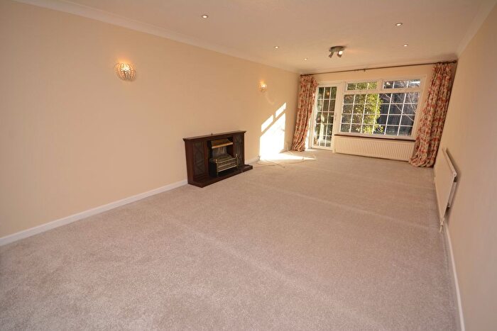 4 Bedroom Detached House To Rent In Patching Hall Lane, Broomfield, Chelmsford, CM1