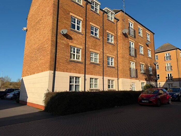2 Bedroom Flat To Rent In Evergreen Drive, Peterborough, Cambridgeshire, PE7