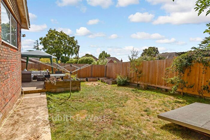 3 Bedroom Detached Bungalow For Sale In Mill Lane, Worthing, West Sussex, BN13