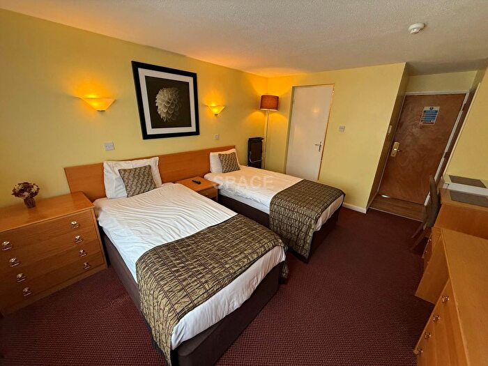 1 Bedroom Studio To Rent In Connaught Road, Reading, RG30