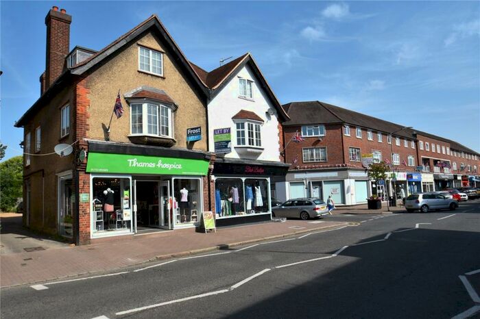 3 Bedroom Apartment To Rent In Packhorse Road, Gerrards Cross, Buckinghamshire, SL9