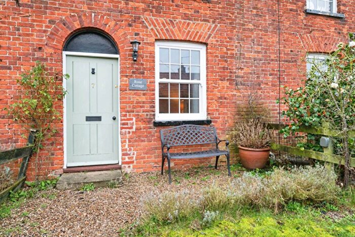 2 Bedroom Terraced House For Sale In Constitution Hill, Fakenham, NR21