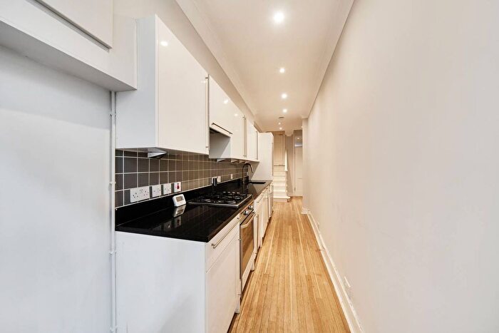 2 Bedroom Flat To Rent In Rosary Gardens, South Kensington, London, SW7