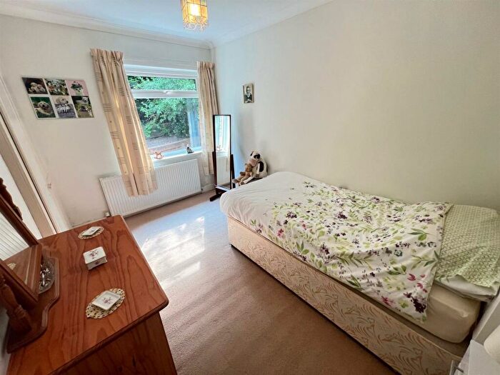 3 Bedroom Detached Bungalow For Sale In Blundies Lane, Enville, Stourbridge, DY7