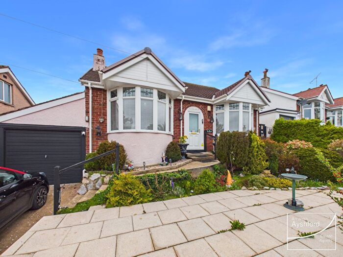 3 Bedroom Detached Bungalow For Sale In Hilton Crescent, Preston, Paignton, TQ3