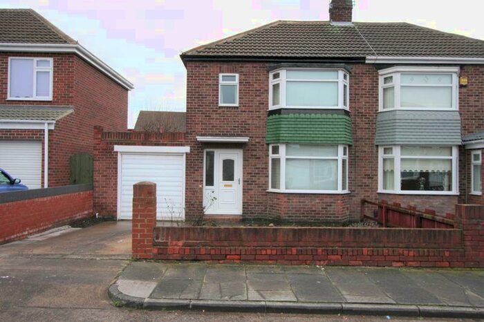3 Bedroom Semi-Detached House To Rent In North Hall Road, Nookside, Sunderland, SR4