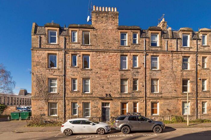 1 Bedroom Flat For Sale In / Millar Place, Morningside, Edinburgh, EH10