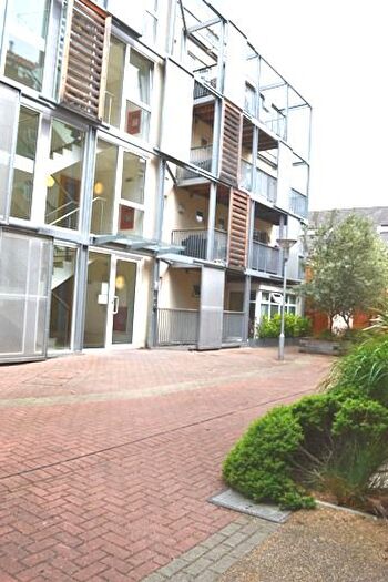 1 Bedroom Flat To Rent In Redmans Road, London, E1