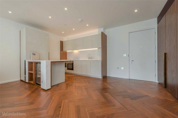 1 Bedroom Flat To Rent In Capital Building, Embassy Gardens, Nine Elms, SW11