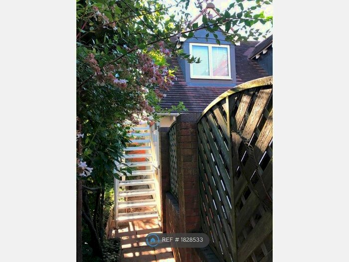 Studio To Rent In Avenue Road, Stratford-Upon-Avon, CV37