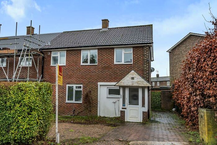 3 Bedroom Semi-Detached House To Rent In Aitken Road, Barnet, EN5