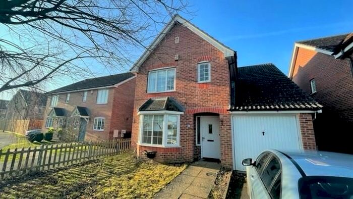 3 Bedroom Property To Rent In Grizedale Close, Corby NN17
