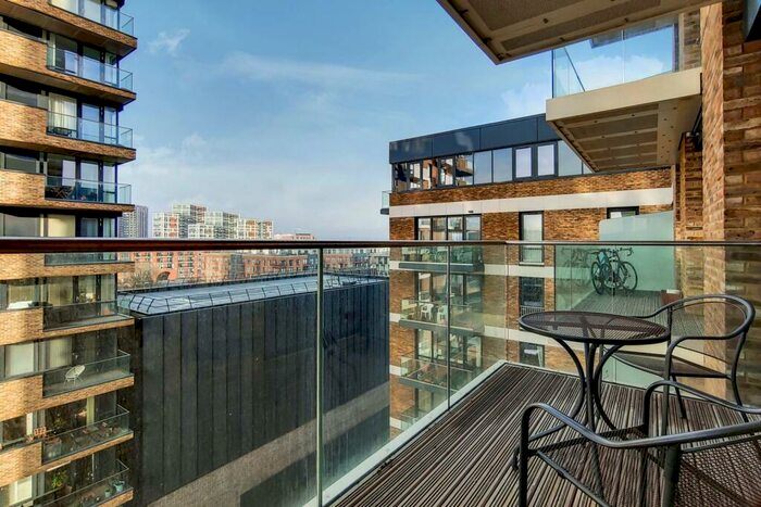 1 Bedroom Flat To Rent In Plumstead Road, Woolwich, London, SE18