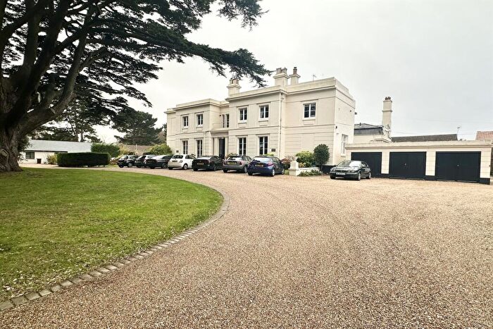 2 Bedroom Flat To Rent In The Street, East Preston, Littlehampton, BN16