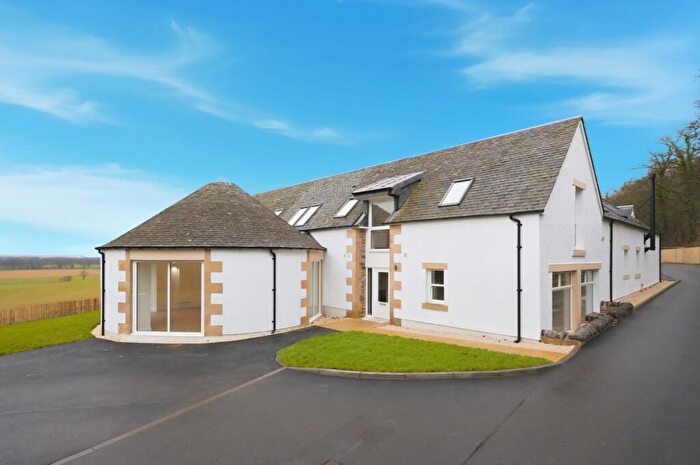 5 Bedroom Semi-Detached House For Sale In Craigton Farm, Causewayhead, FK9