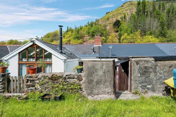 2 Bedroom Bungalow For Sale In Gelli Houses, Cymmer, Port Talbot, SA13