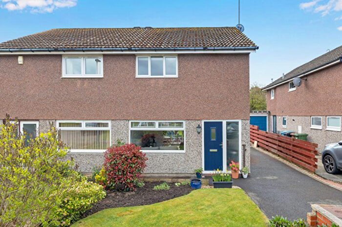 2 Bedroom Semi-Detached House For Sale In Wishart Avenue, Bonnyrigg, EH19