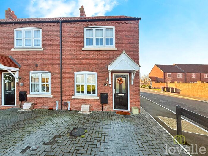 2 Bedroom End Of Terrace House For Sale In Swale Drive, Gainsborough, DN21
