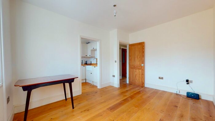 2 Bedroom Flat To Rent In Waterloo Street, City Centre, Brighton, BN3