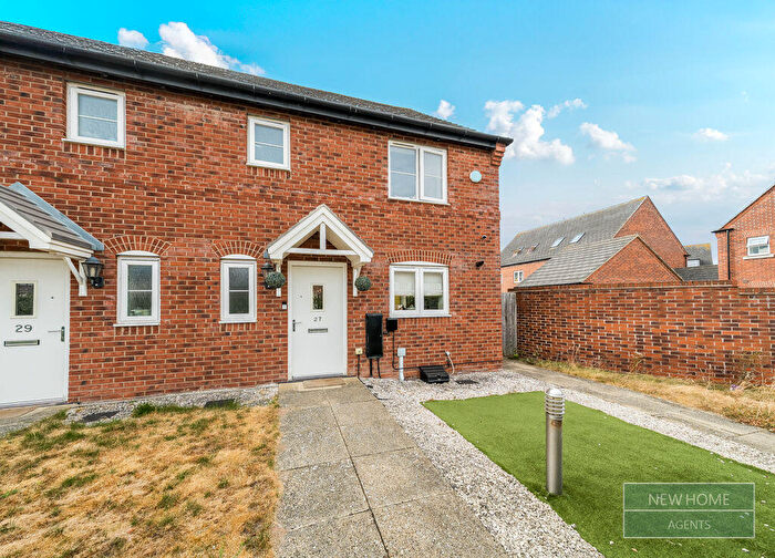 3 Bedroom Semi-Detached House For Sale In Squirrels Street, Bishopton, Stratford-Upon-Avon, CV37