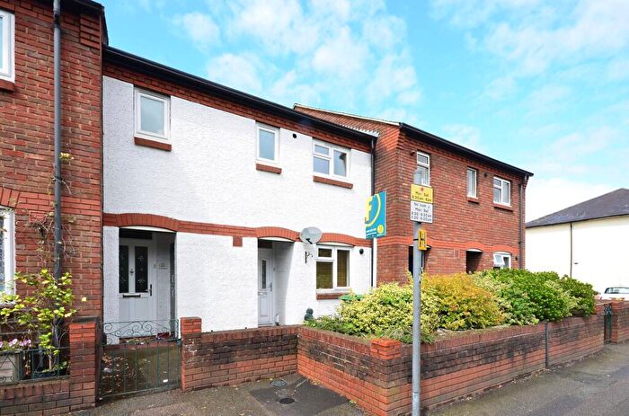 1 Bedroom Maisonette To Rent In Stoke Road, Guildford, GU1