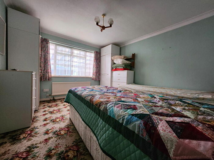 2 Bedroom Detached Bungalow For Sale In Langdale Avenue, Ramsgate, CT11