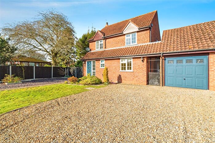 4 Bedroom Link Detached House For Sale In Latchmoor Park, Ludham, Great Yarmouth, Norfolk, NR29