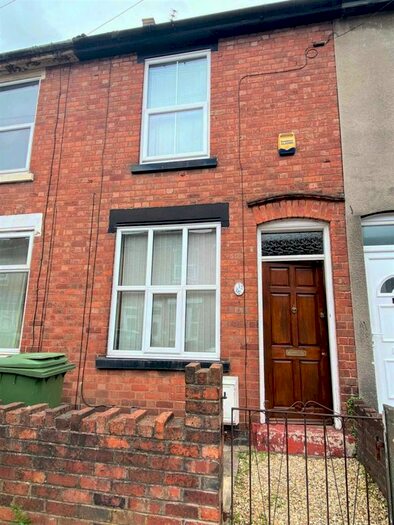 3 Bedroom Terraced House To Rent In Carter Road, Wolverhampton, WV6