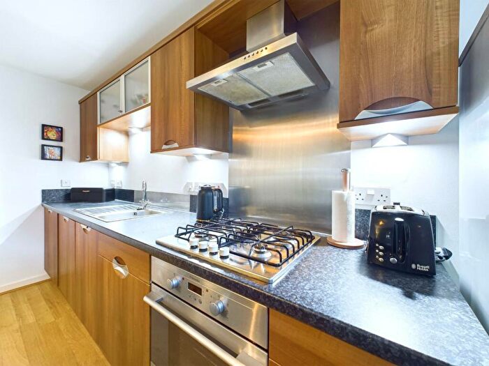 1 Bedroom Flat To Rent In Salamander Court, The Shore, Edinburgh, EH6