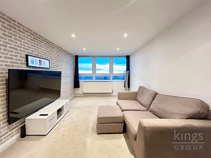 1 Bedroom Flat To Rent In Pennymead, Harlow, CM20