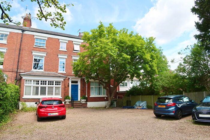 1 Bedroom Apartment For Sale In Clarendon Road, Kenilworth, CV8